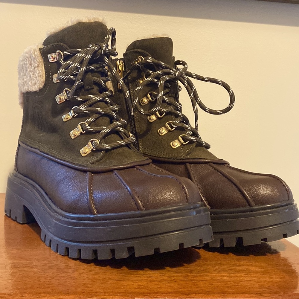 Tommy Hilfiger finil2 lug sole boot